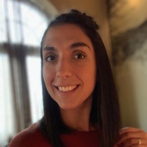 Meet your Posher, Elizabeth